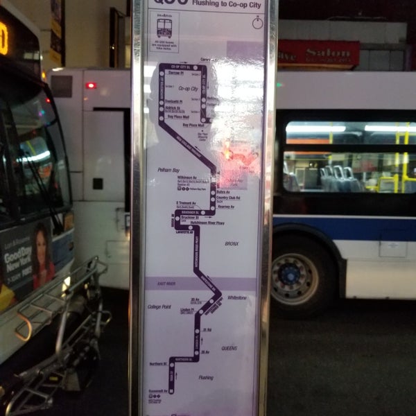 10/24/2019 tarihinde Tyler J.ziyaretçi tarafından MTA Bus - Q19/Q48/Q50/Q66 (Roosevel...