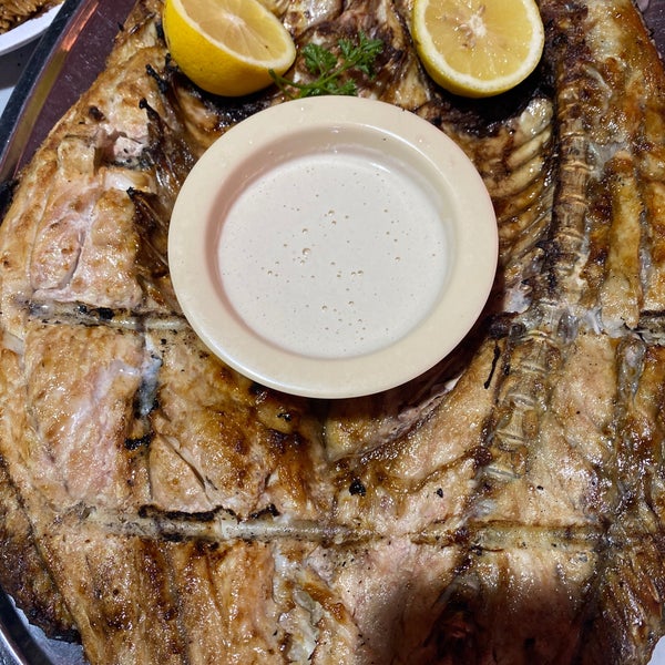 Photo prise au Nahrain Fish &amp; Chicken Grill par Os 🇸🇦 le9/13/2020