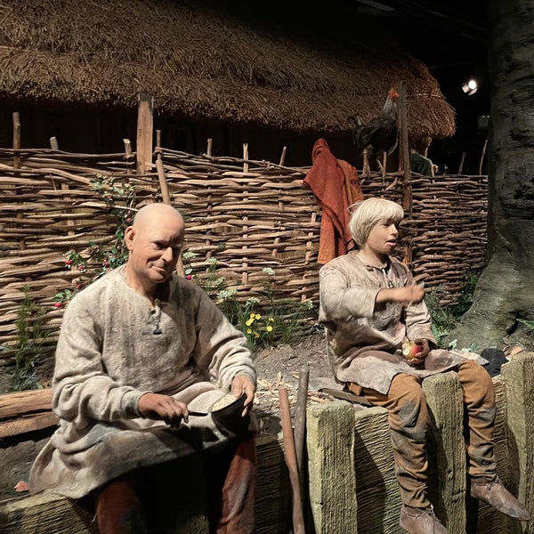 Foto tomada en Jorvik Viking Centre  por Fabiano M. el 6/29/2021