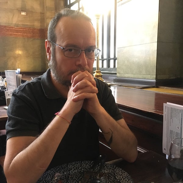 Photo taken at The Crosse Keys (Wetherspoon) by Fabiano M. on 5/10/2018