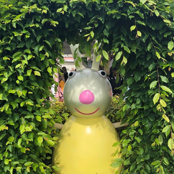 Photo taken at Peppa Pig World by Fabiano M. on 5/28/2019