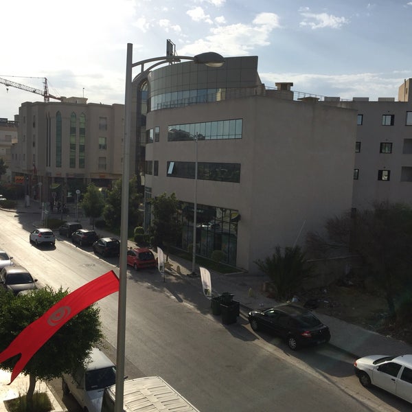 BIAT les Jardins du Lac (Agence M4) les Jardins du Lac Immeuble Les