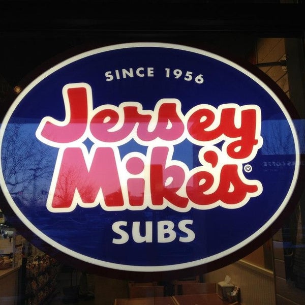 4/1/2013에 JerseyMikes H.님이 Jersey Mike&#39;s Subs에서 찍은 사진