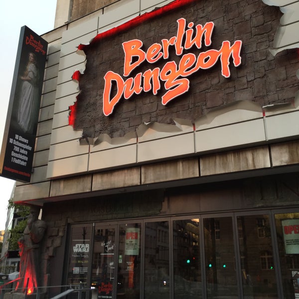 รูปภาพถ่ายที่ Berlin Dungeon โดย Mesho . เมื่อ 9/20/2015