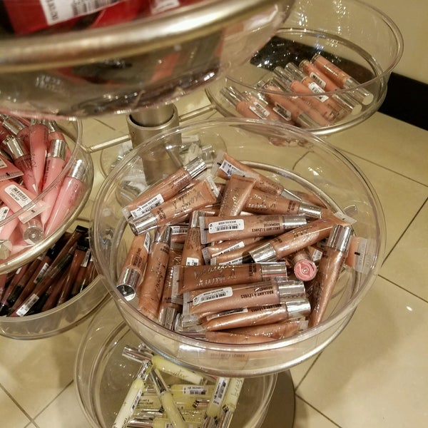 Victoria's Secret PINK Winter Garden Village at Fowler Groves 2