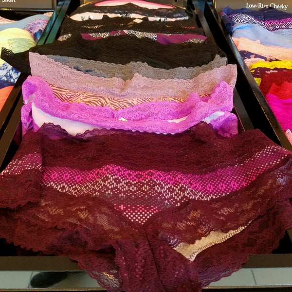 Victoria's Secret PINK Winter Garden Village at Fowler Groves 2