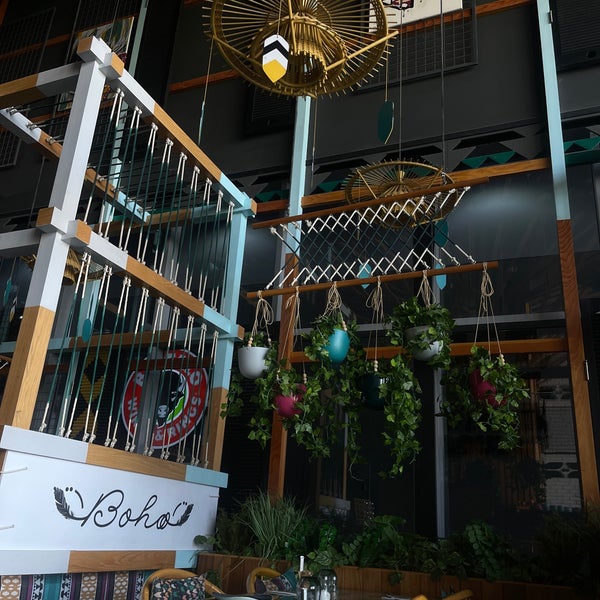 Foto scattata a Bohoo Restaurant &amp; Cafe da Mjed il 7/20/2023