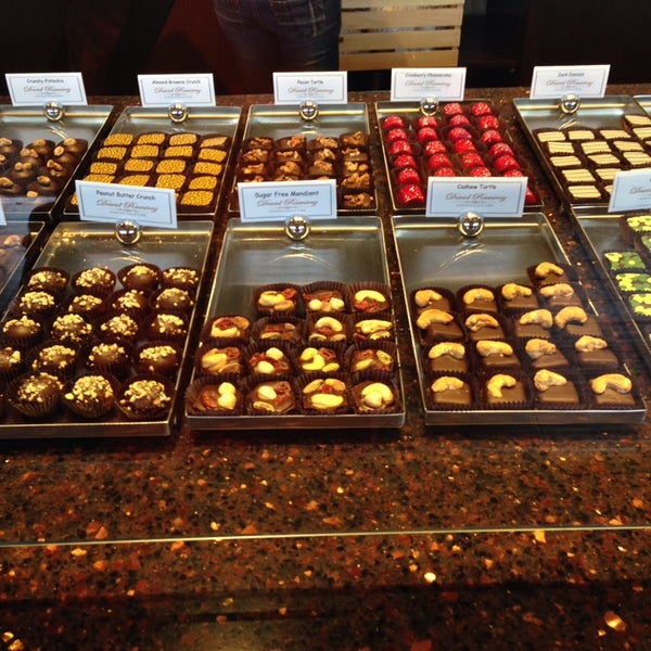 11/2/2013에 Angela C.님이 The World of Chocolate Museum에서 찍은 사진
