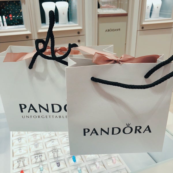 Trinoma pandora deals