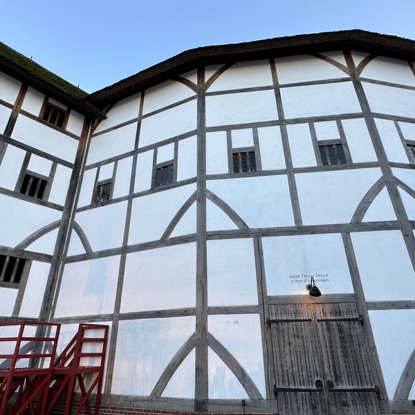Photo taken at Shakespeare&#39;s Globe Theatre by Gladys on 1/2/2023
