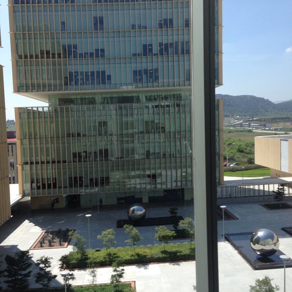 Juzgado Quinto de Distrito en Materia Administrativa Y del Trabajo En