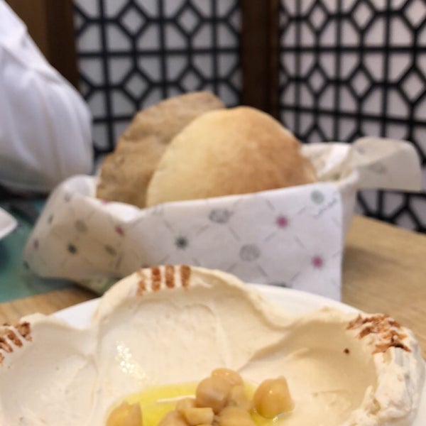 4/22/2019 tarihinde N💎 CLOSED.ziyaretçi tarafından Karam Cafe'de çekilen fotoğraf