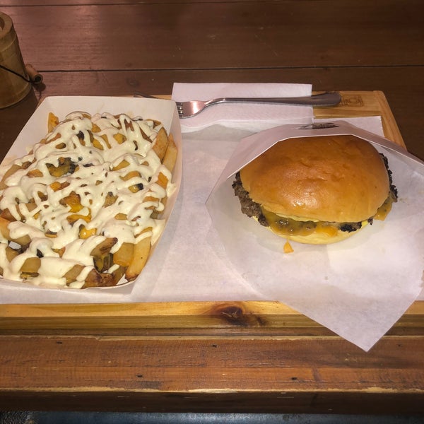 10/11/2019 tarihinde Abdullah K.ziyaretçi tarafından Burger On 16'de çekilen fotoğraf