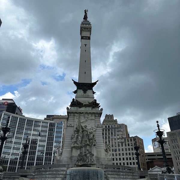 Photo taken at Soldiers &amp; Sailors Monument by نَ on 7/3/2023