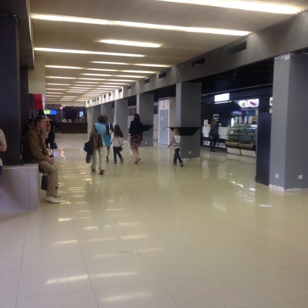 Дворец спорта парковка. Ступино дворец спорта парковка.