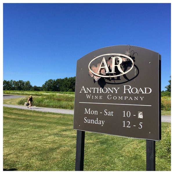 Photo taken at Anthony Road Wine Company by Luiz A. on 8/13/2015