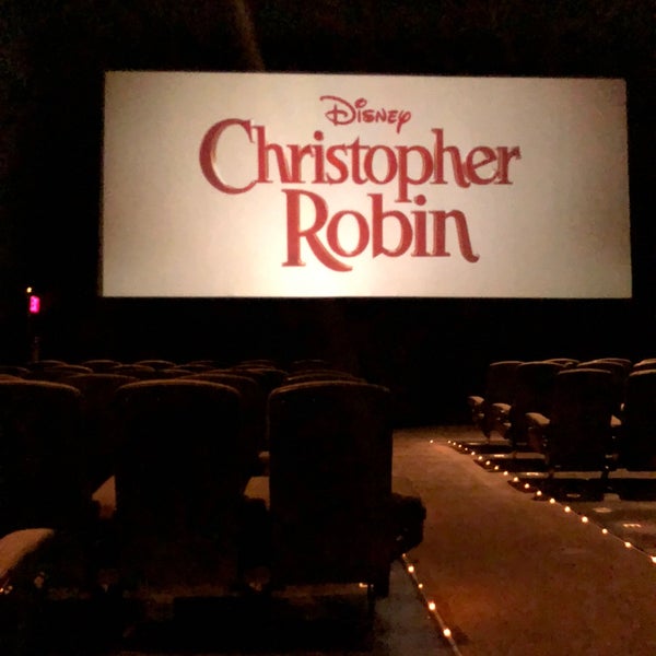 Photo taken at City Cinemas 86th Street East by Guido on 5/19/2018