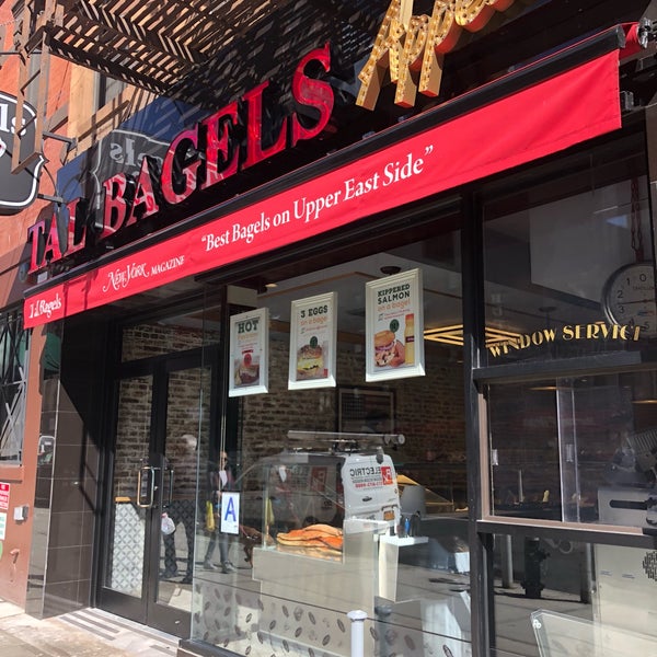 Photo taken at Tal Bagels by Guido on 3/6/2018