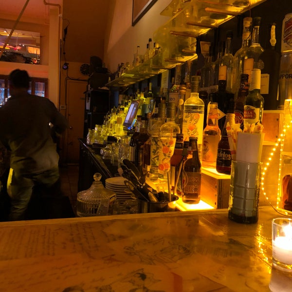 Foto scattata a Verlaine Bar &amp; Lounge da Guido il 8/15/2018