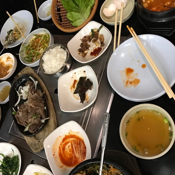 Снимок сделан в Seoul Garden Restaurant пользователем Guido 10/11/2016