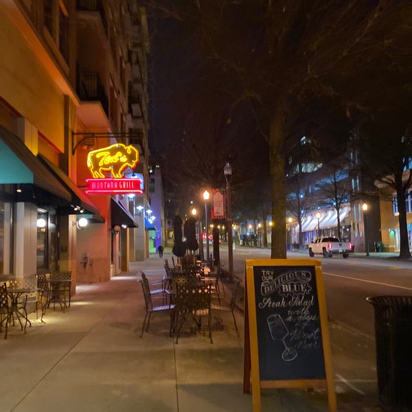 CVS pharmacy 225 W Ponce de Leon Ave