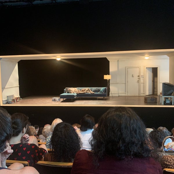 Das Foto wurde bei 2econd Stage Theatre von Guido am 6/22/2019 aufgenommen