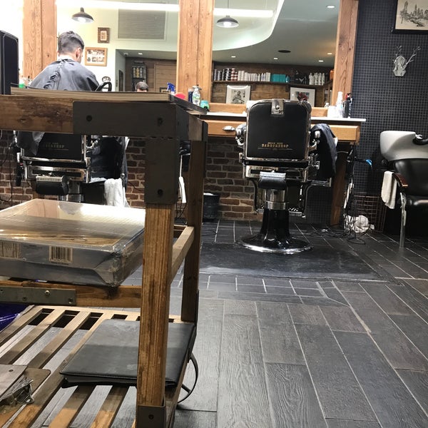 4/5/2017にGuidoがMade Man Barbershopで撮った写真
