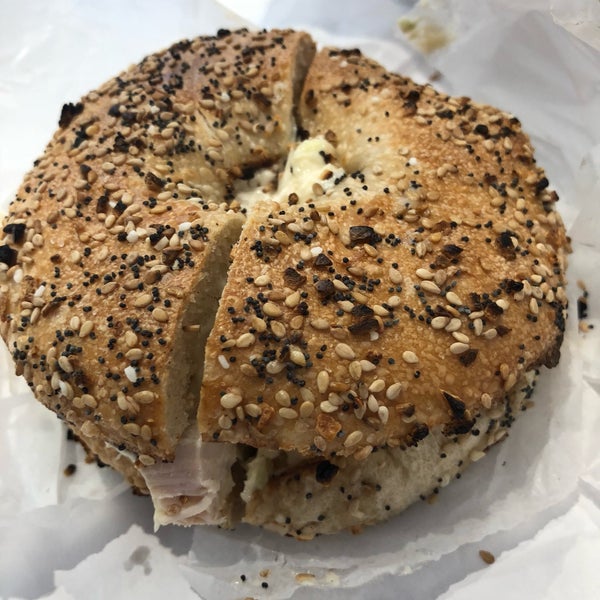 Photo taken at Tal Bagels by Guido on 3/6/2018