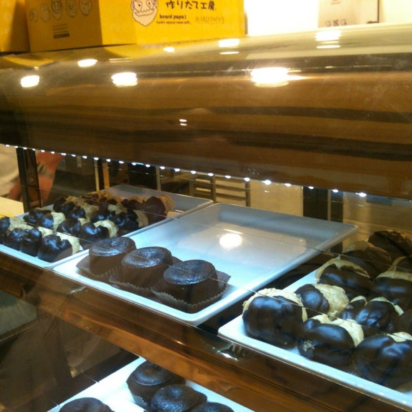 Photo taken at Beard Papa&#39;s by Lu z. on 3/22/2013