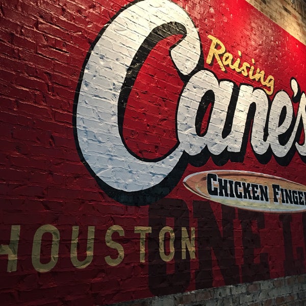 Photo taken at Raising Cane&#39;s Chicken Fingers by Christopher N. on 8/13/2017