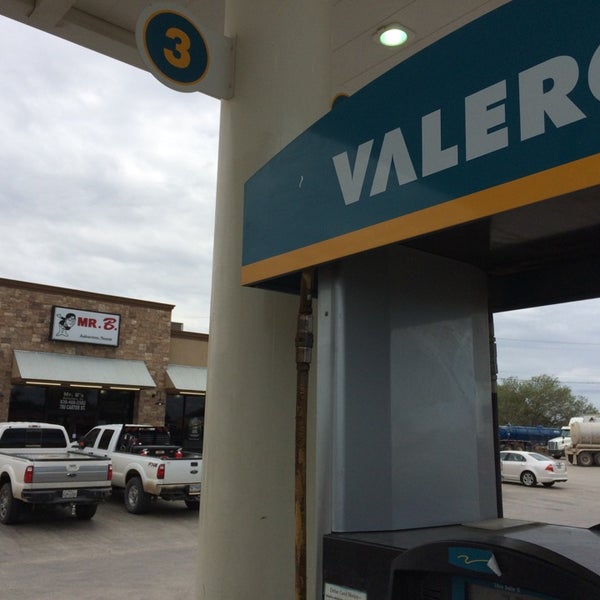 Mr. B's Valero / SUBWAY Asherton, TX
