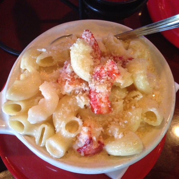 They have great mac'n'cheese! Lobster mac is the best!