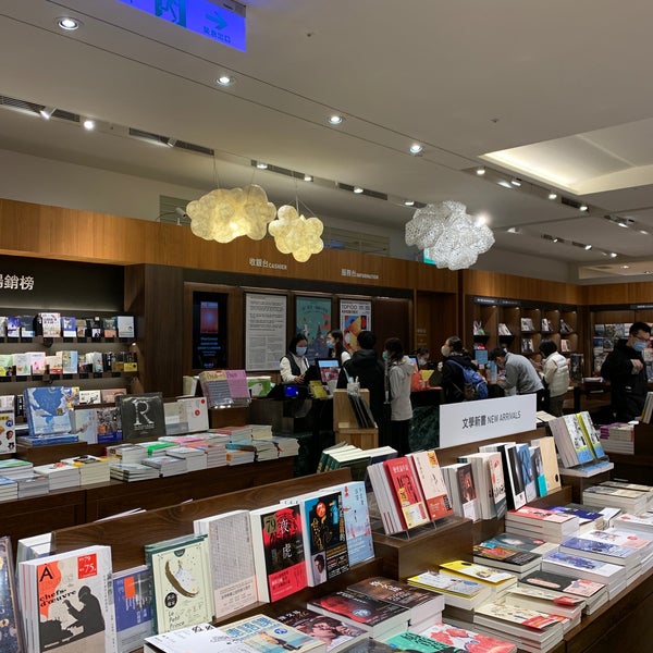 Photos At 花蓮遠東百貨fe21 花蓮市和平路581號