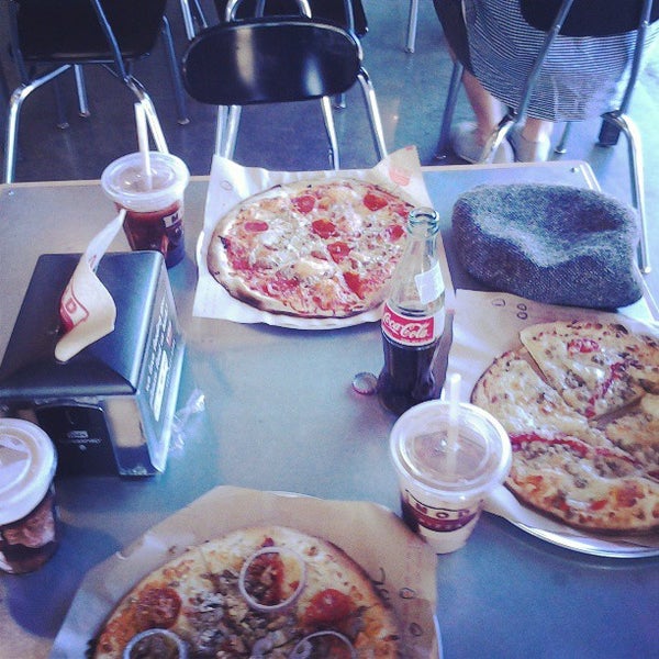 Photo taken at Mod Pizza by Virgil A. on 3/30/2013