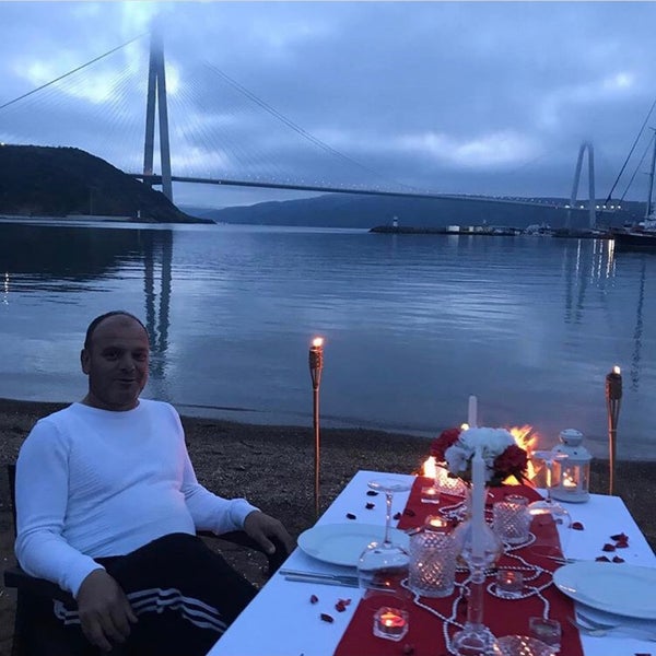 Foto tirada no(a) Çapari Restaurant por Ersoy H. em 11/18/2019