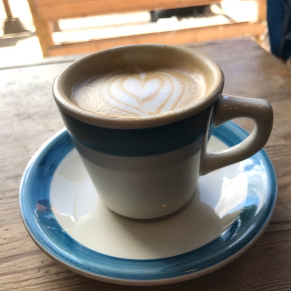 Photo taken at Ipsento Coffee House by Mansi on 9/10/2018