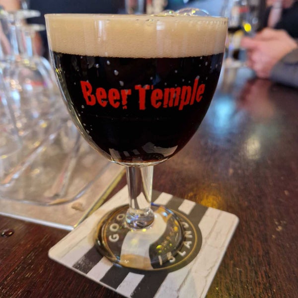 Photo taken at BeerTemple by Peter H. on 4/15/2023
