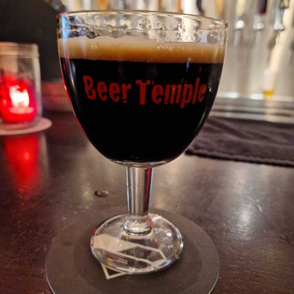 Photo taken at BeerTemple by Peter H. on 3/18/2023