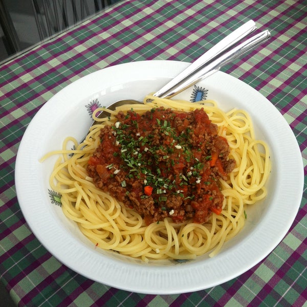 yesterday i had spaghetti... yummy!