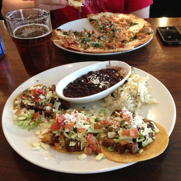 Blanco Tacos and Tequila Sky Harbor 106 tips