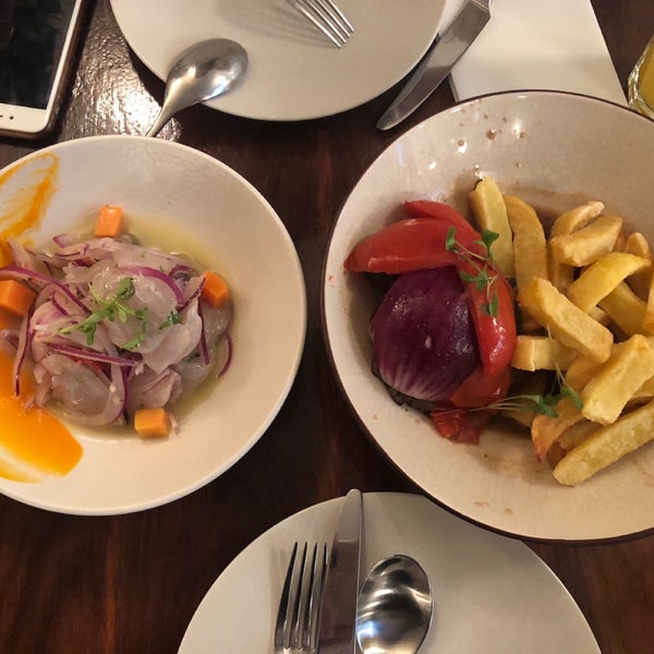 The waitress recommended ceviche classic (beef fillet) and lomo saltado (fish). Both of them are amazing! However the fresh orange juice was not fresh as advertised.