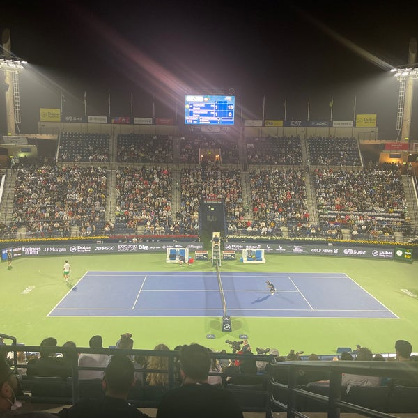 รูปภาพถ่ายที่ Dubai Duty Free Dubai Tennis Championships โดย A.T.A💊 เมื่อ 2/23/2022