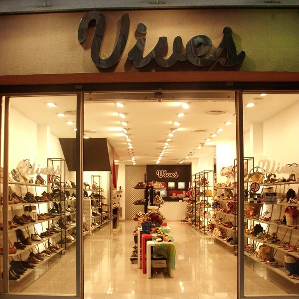 Vives Shoes Olot Shoe Store in Olot