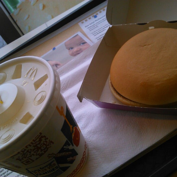 Foto scattata a McDonald&#39;s da さば il 3/31/2014