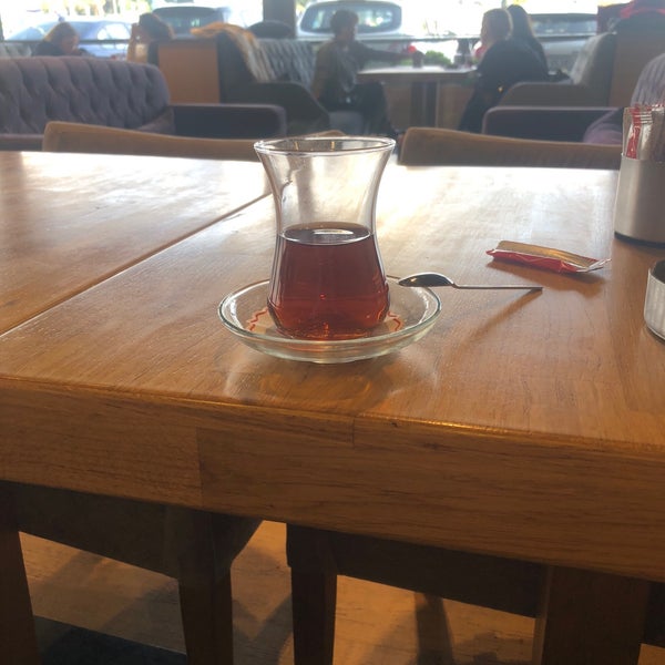 Photo taken at Lochka Cafe &amp; Restaurant by Bahadır Y. on 11/2/2018