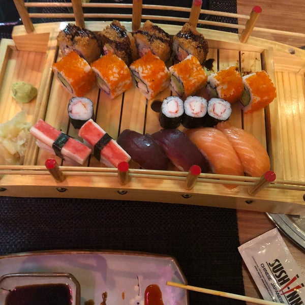 Photo taken at Sushi Inn by Zeynep🍀 M. on 3/13/2018