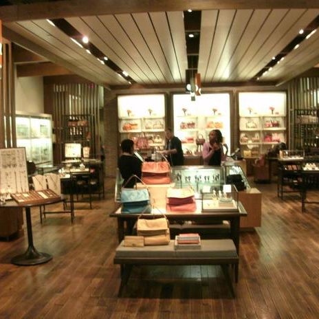 Fossil - Accessories Store