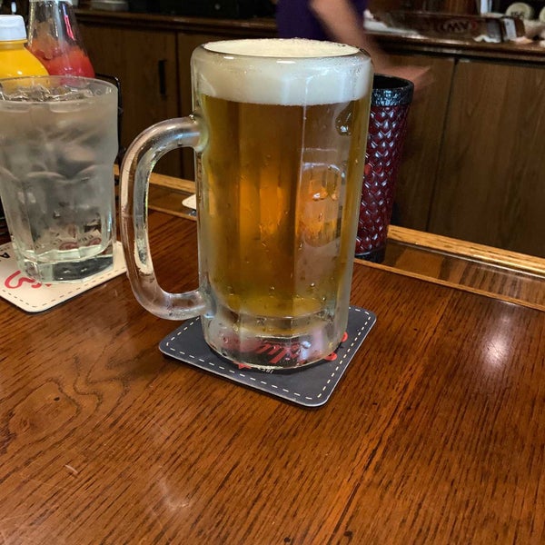 6/20/2019にShaun Z.がGluek&#39;s Restaurant &amp; Barで撮った写真