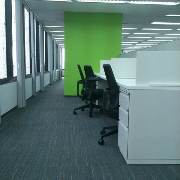 Копицентр. Xerox service. Xerox 2000. Печатная техника. Стол для ремонта принтеров.