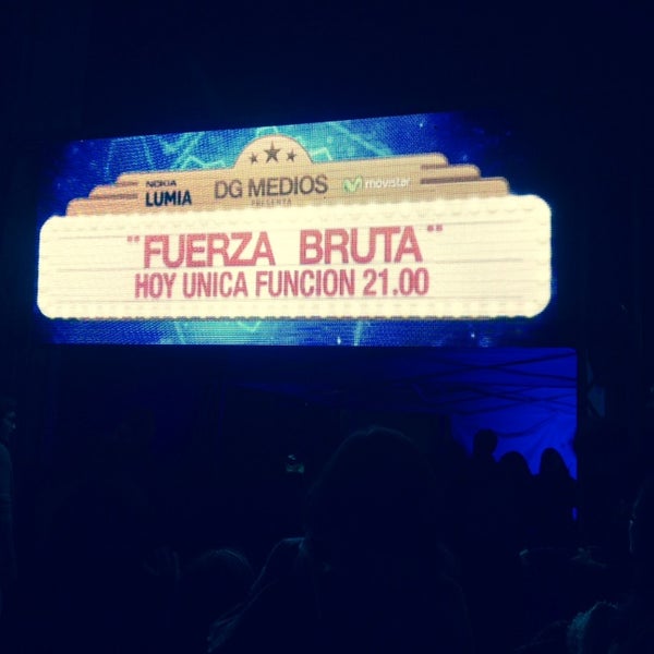 5/9/2014にMaca B.がFuerza Bruta DG Medios - Movistar - Nokiaで撮った写真
